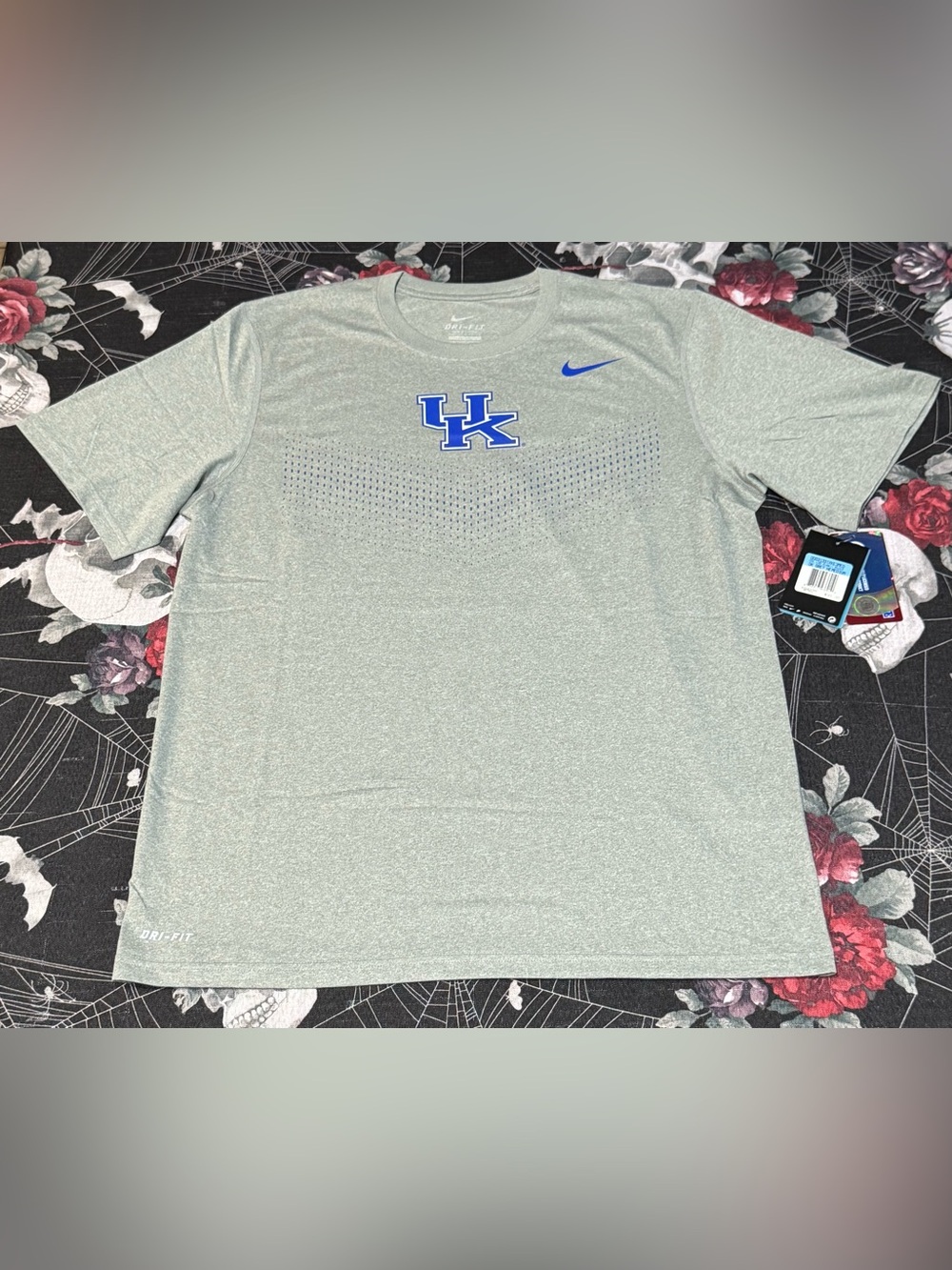 NWT 2014 NIKE DRI-FIT UK KENTUCKY WILDCATS SIDELINE LEGEND PERFORMANCE TEE SZ M